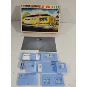 Plasticville 1892 O/S Gauge Model Railroad Scenery Ranch Home Kit w/Box